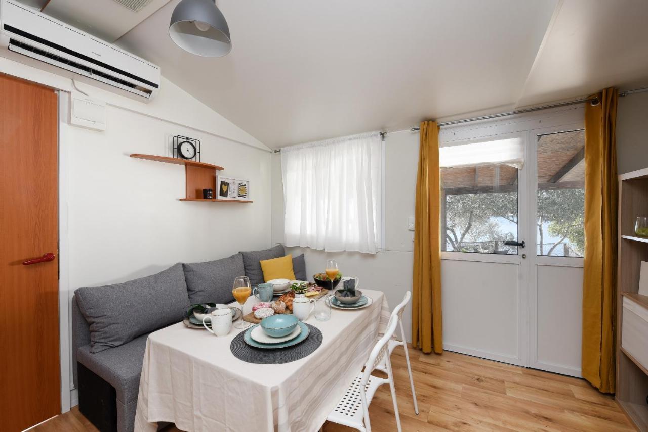 Mia Mobile Home With Jacuzzi Ždrelac Εξωτερικό φωτογραφία