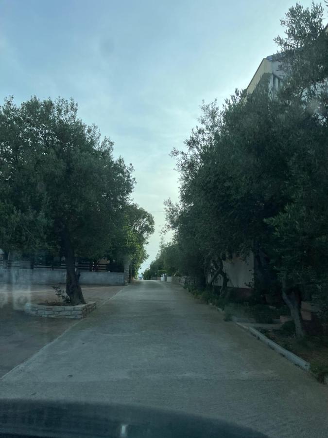Mia Mobile Home With Jacuzzi Ždrelac Εξωτερικό φωτογραφία
